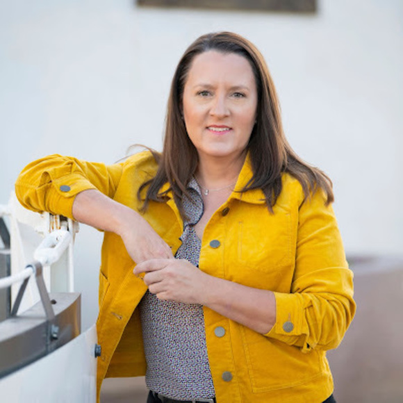 Meet your Posher, Joanne - Picture 1 of 1